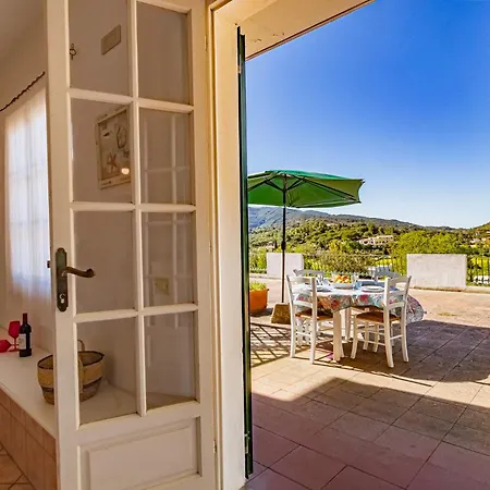 Holiday home Anna *